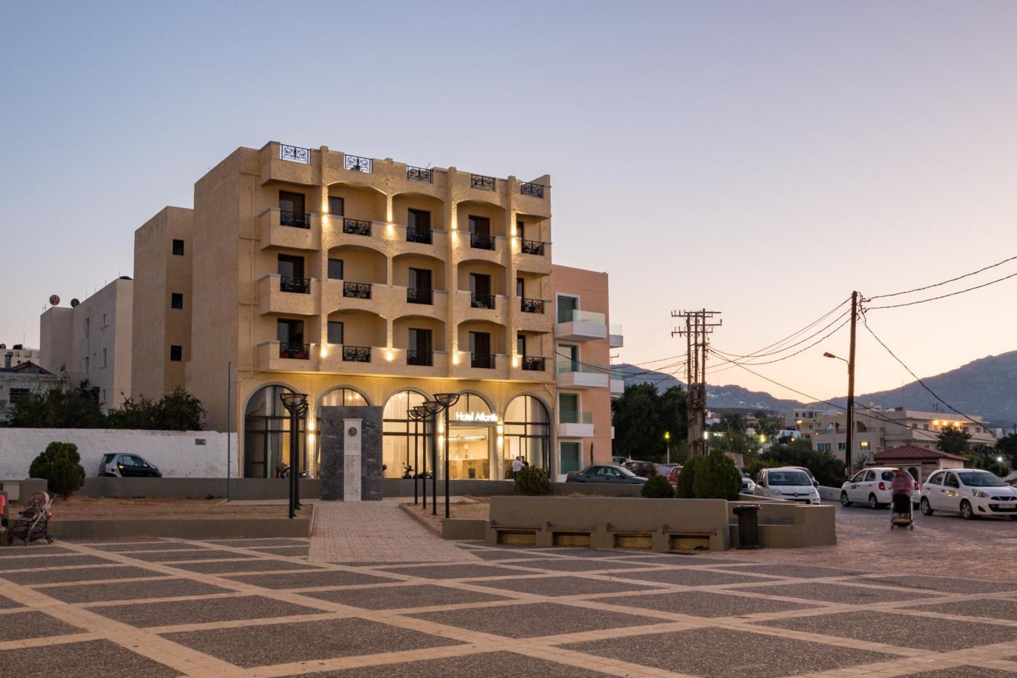 Atlantis Hotel Kerpe Dış mekan fotoğraf