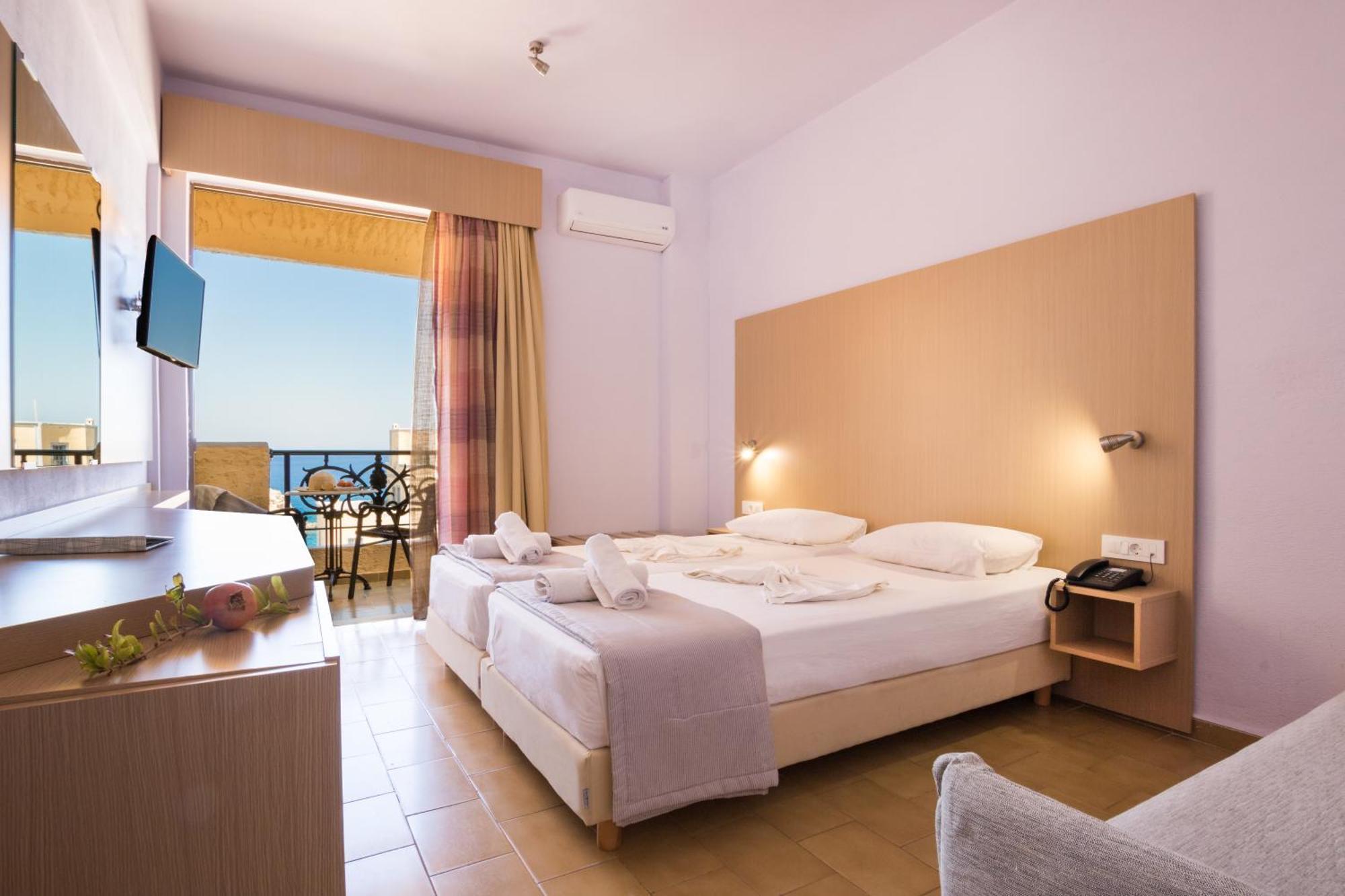 Atlantis Hotel Kerpe Dış mekan fotoğraf