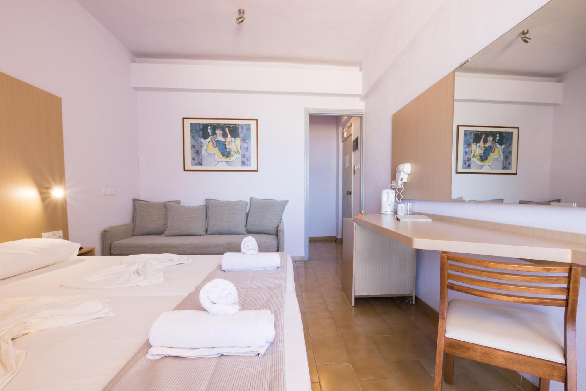 Atlantis Hotel Kerpe Dış mekan fotoğraf