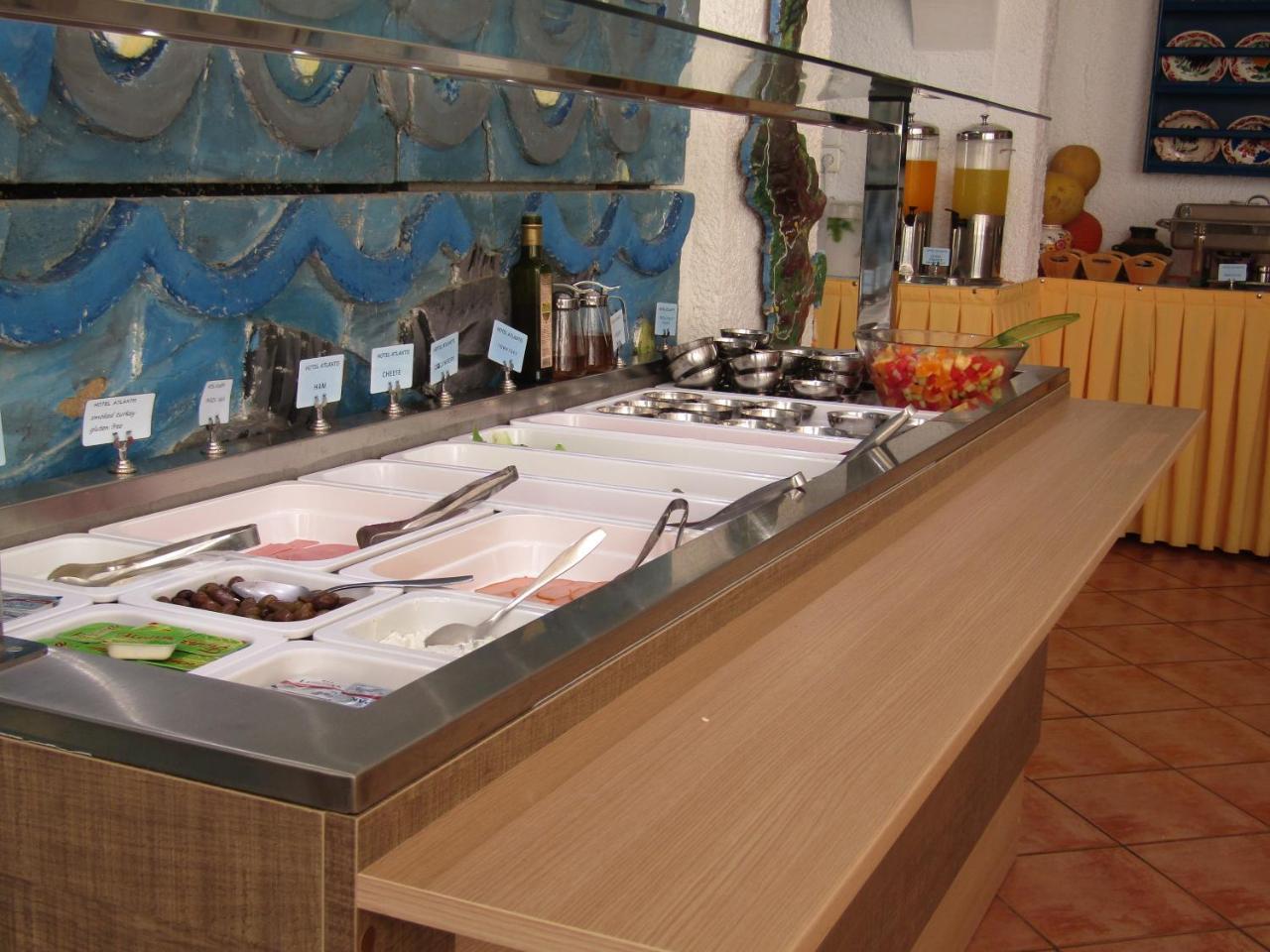Atlantis Hotel Kerpe Dış mekan fotoğraf